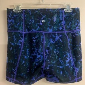 Lululemon biker shorts size 8